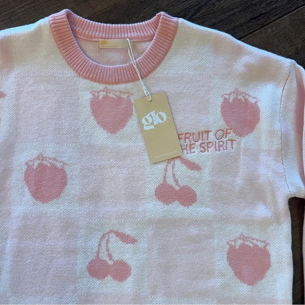 GLO Fruit of the Spirit Pink Jacquard Sweater Cherry Strawberry Size M - Picture 4 of 11